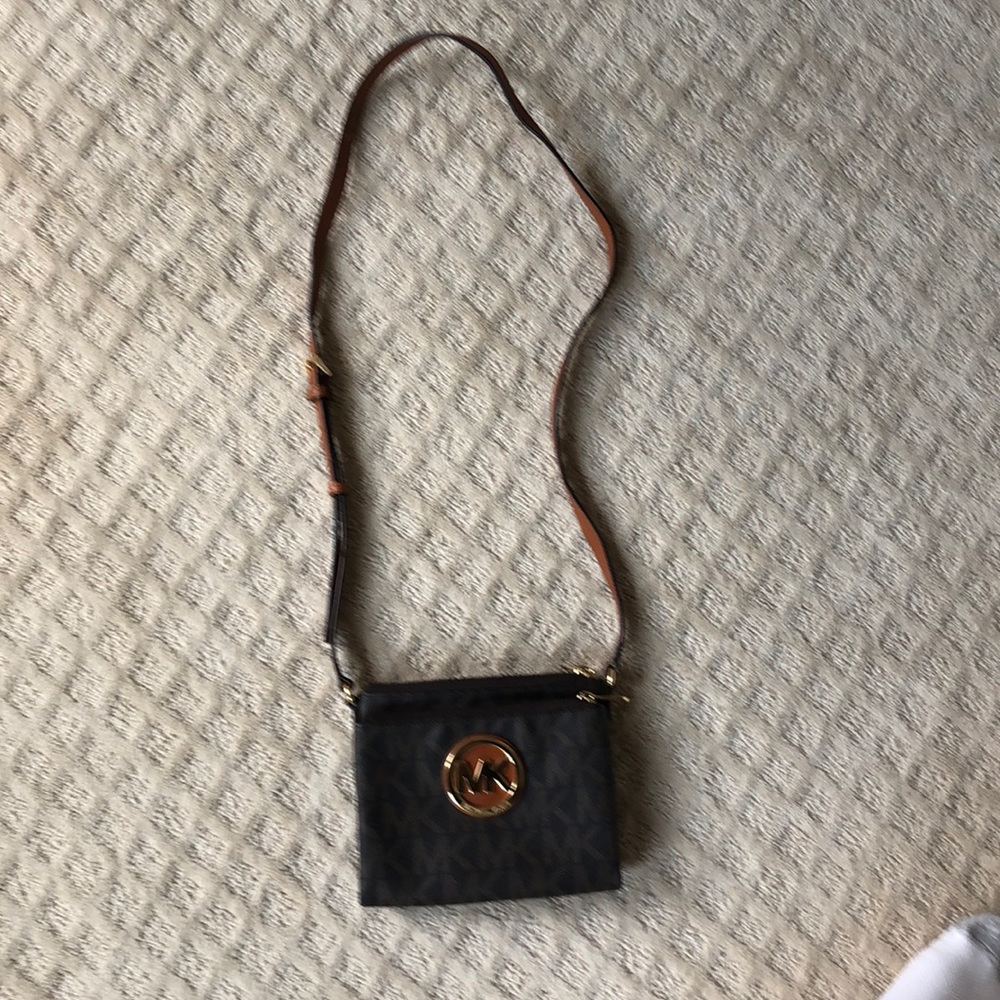Brown leather Michael Kors crossbody bag